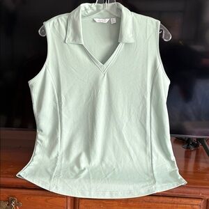 Lady Hagen Light Green Sleeveless V-Neck Shirt. ⛳️ Large. EUC